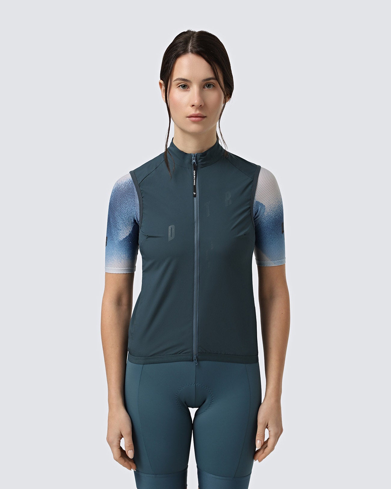 жилет з захистом від вітру та дощу