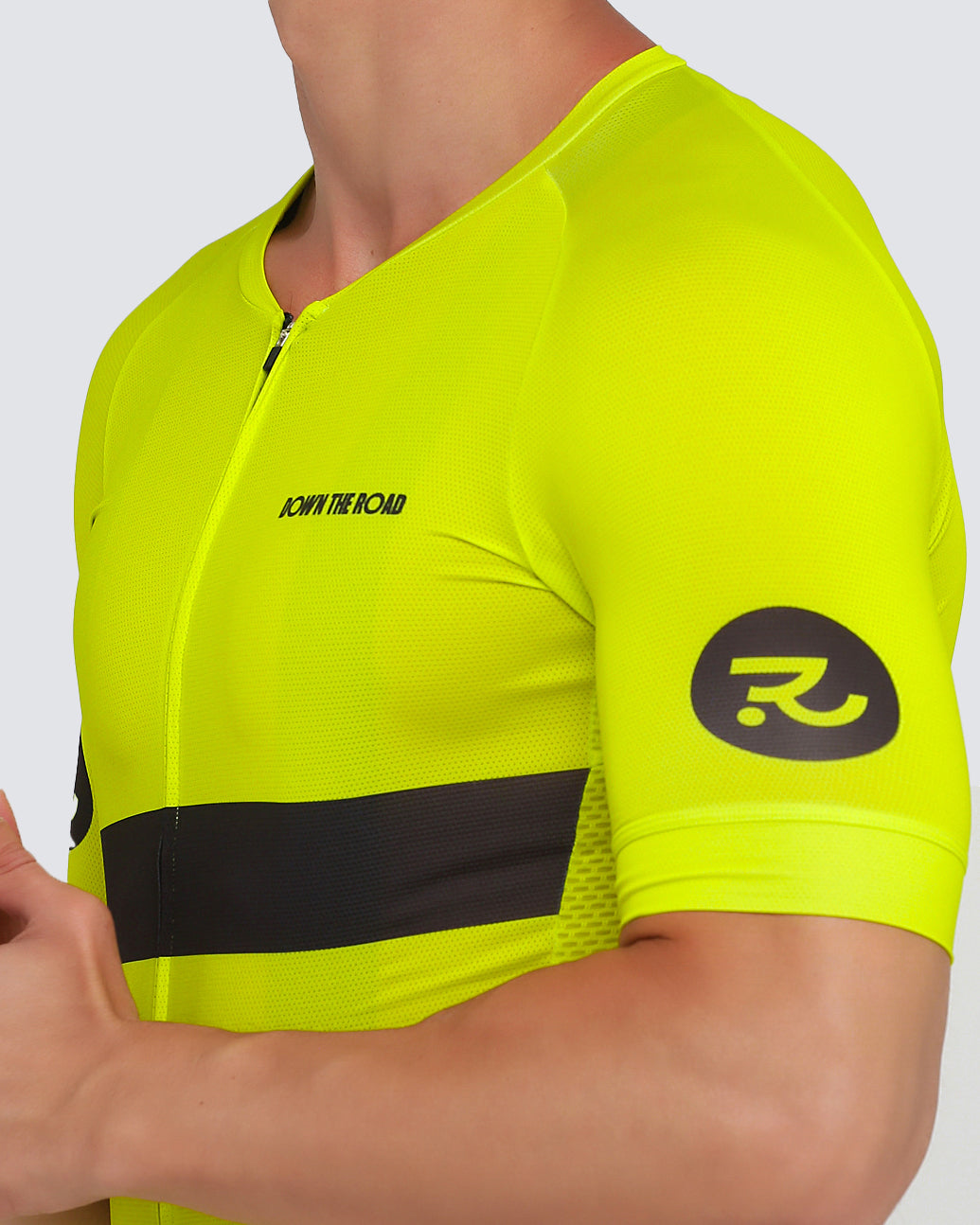 Яскрава велофутболка